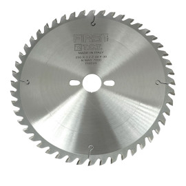 HM Circular Saw Blade D. 250 x Al. 30 x Thickness 3,2/2,2 mm x Z48 Alt for Wood - GAMMA III - FIRST ITALIA